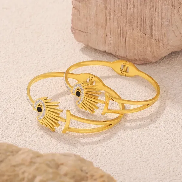 Gold_Retro_Eye_Bracelets_For_Women